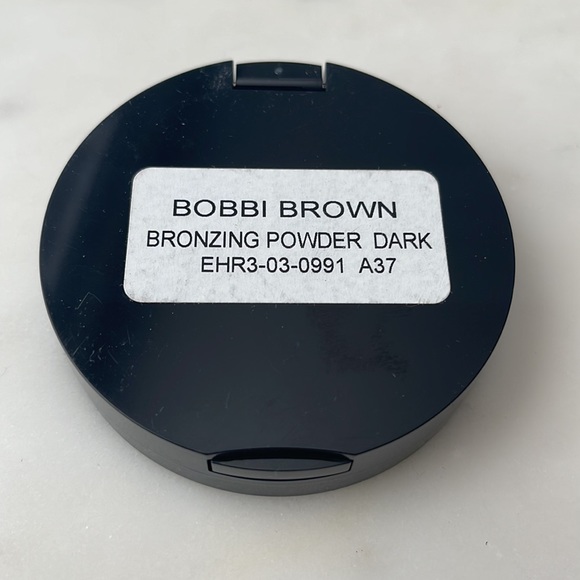 Bronzing Powder Dark - Picture 4 of 4